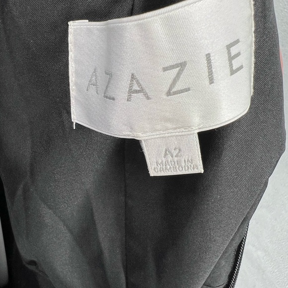 Azazie chiffon pleated black A2 keyhole mesh back slit floor length vneck halter - Picture 9 of 11